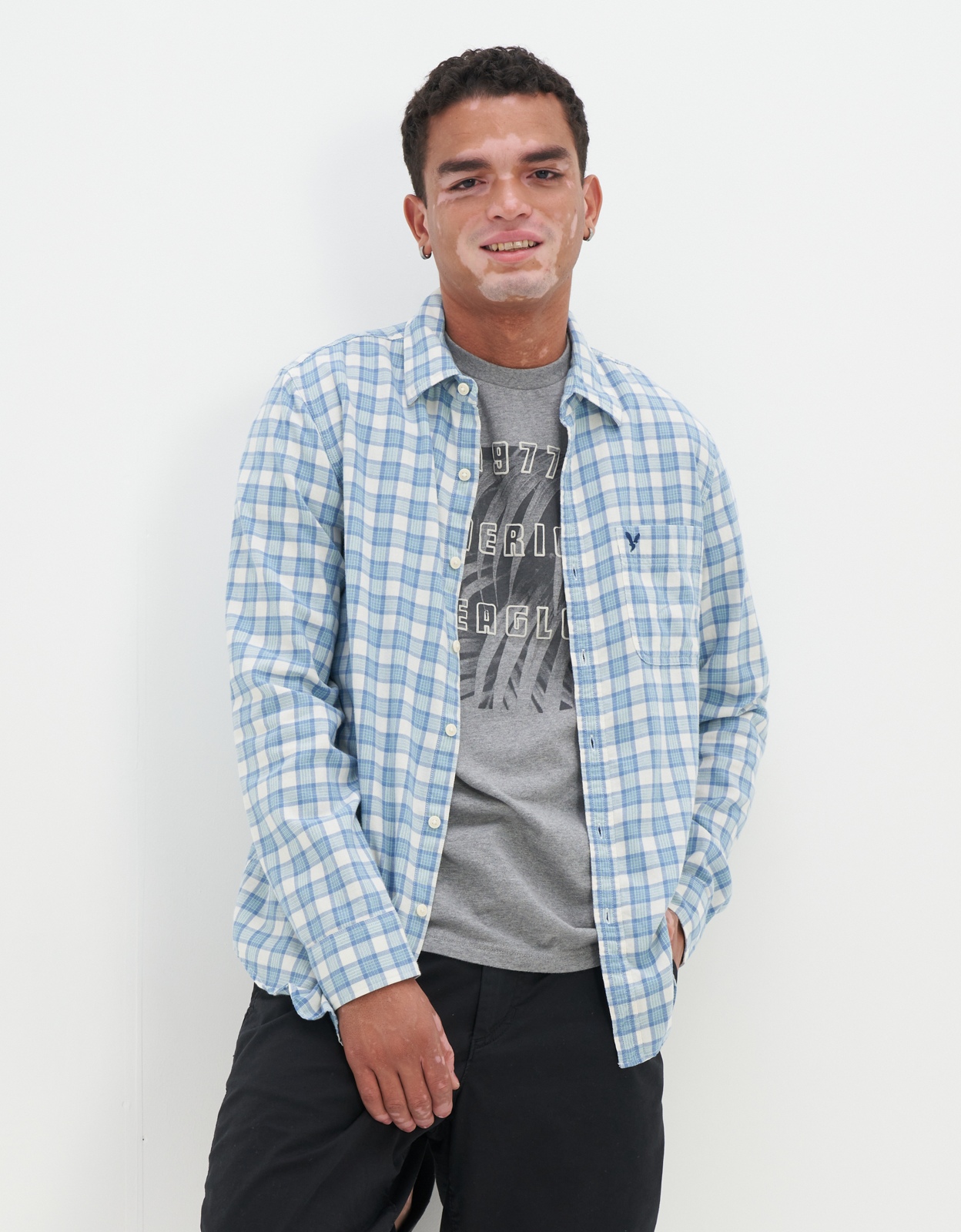 Slim fit hot sale plaid shirt mens