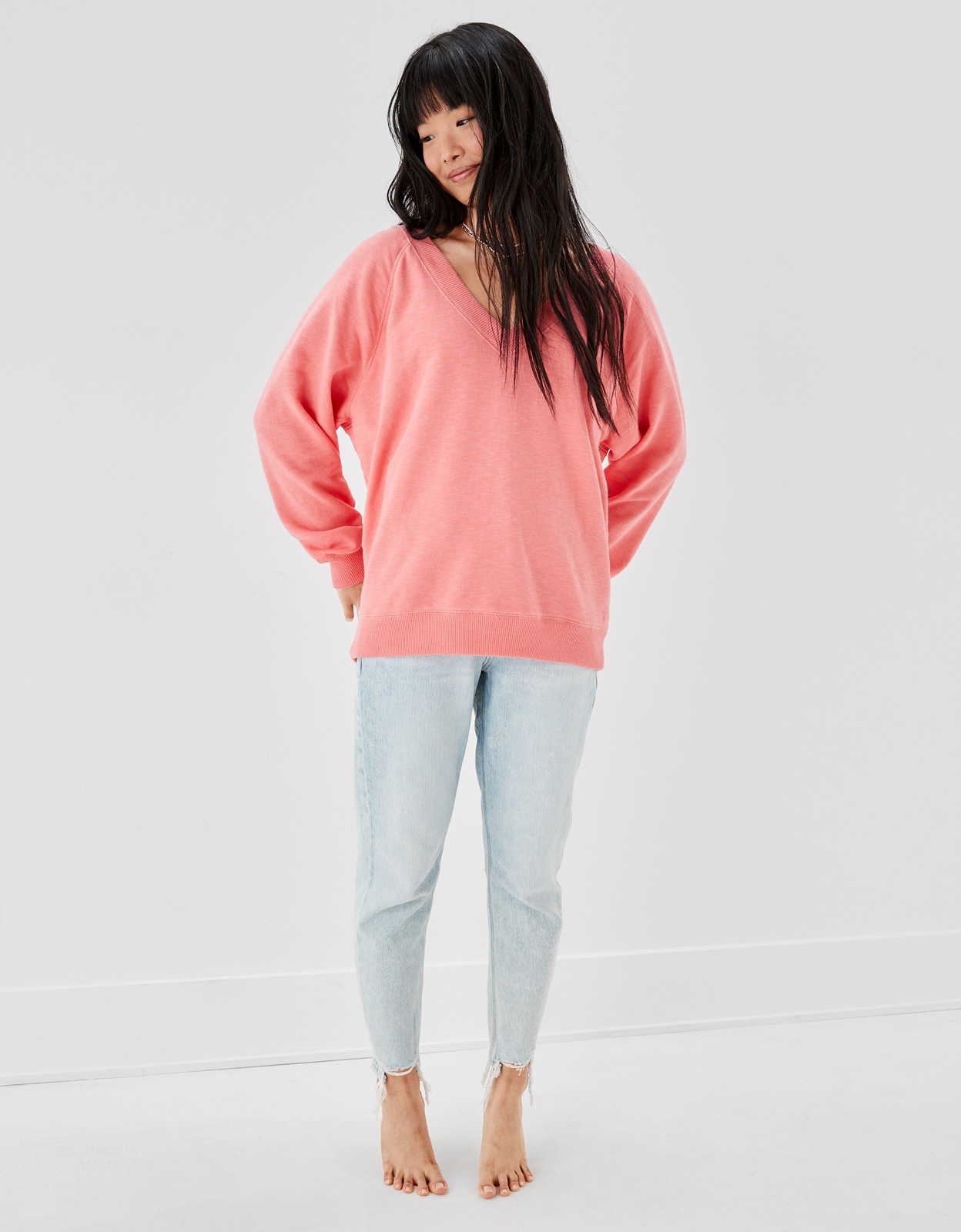 Oversized v neck sweatshirt sale