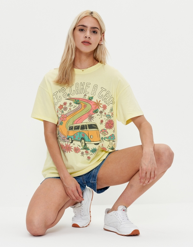 Graphic tees deals american eagle